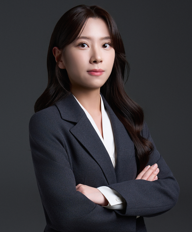 이명진 신결본홈-670x810 누끼x.png